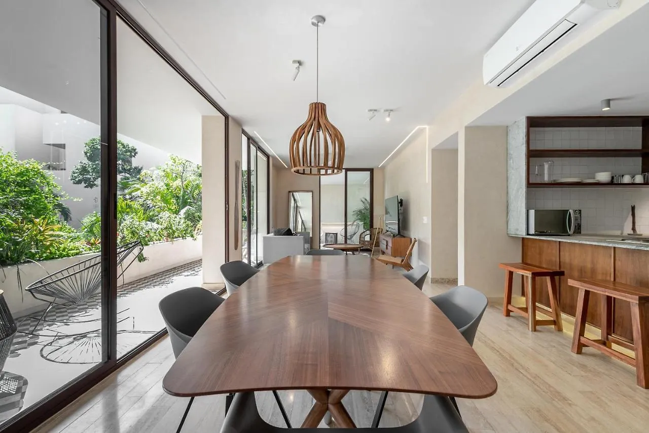 204 Hidden Gem Apartment In The Heart Of Tulum W/ Huge Private Terrace And Pool For 6 Pax