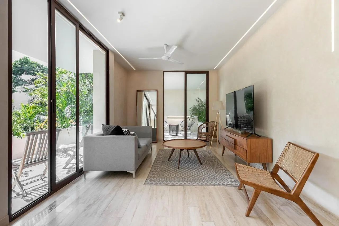 204 Hidden Gem Apartment In The Heart Of Tulum W/ Huge Private Terrace And Pool For 6 Pax 0*,  Mexico