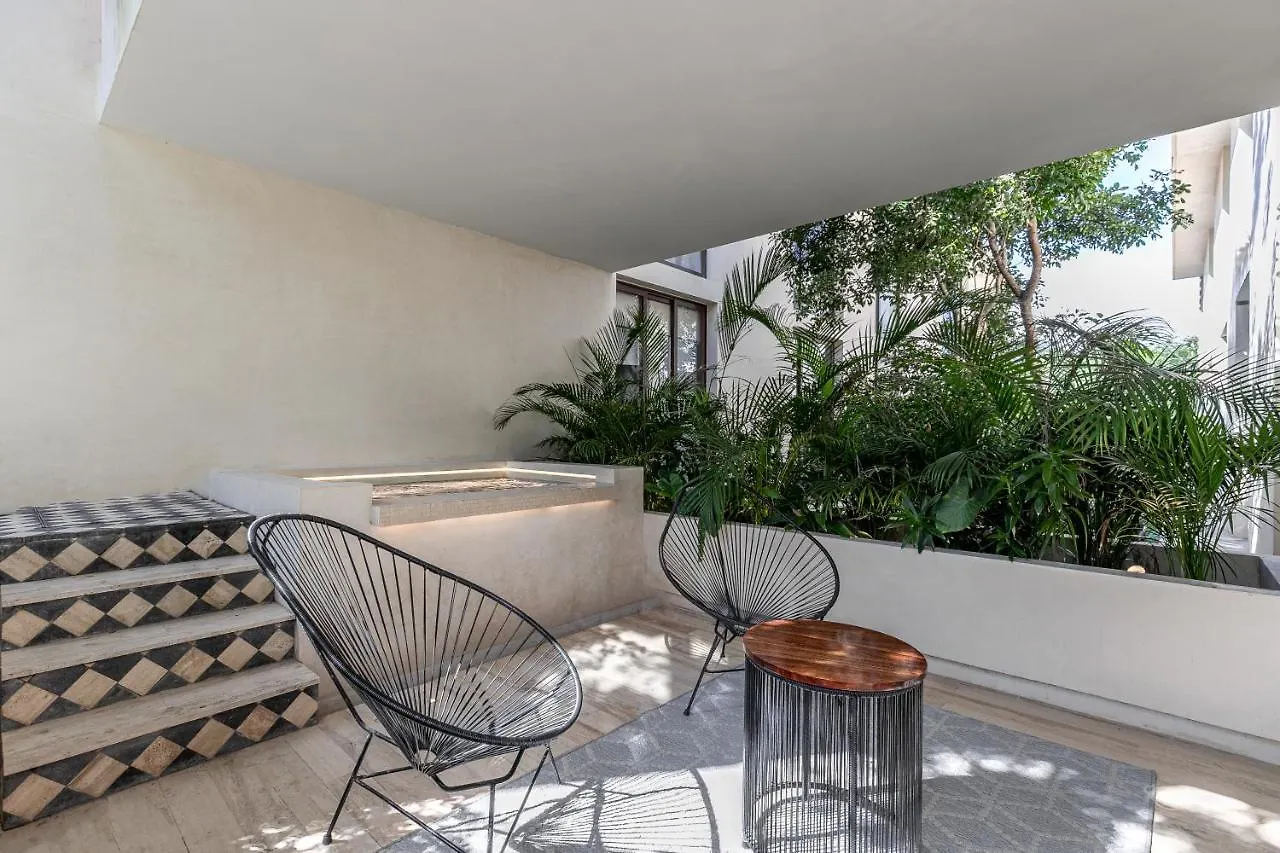204 Hidden Gem Apartment In The Heart Of Tulum W/ Huge Private Terrace And Pool For 6 Pax Mexico