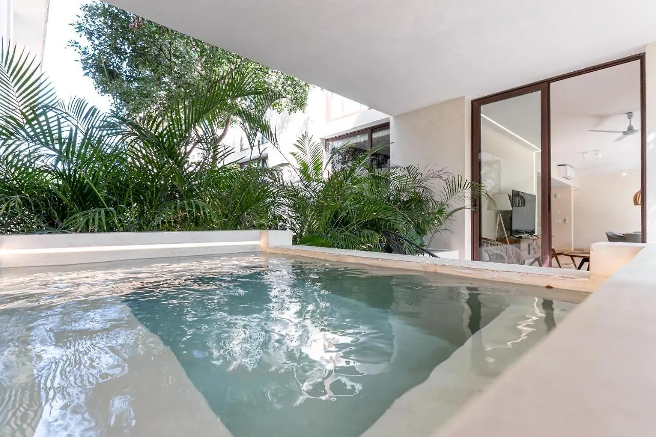 204 Hidden Gem Apartment In The Heart Of Tulum W/ Huge Private Terrace And Pool For 6 Pax 0*,  Mexico