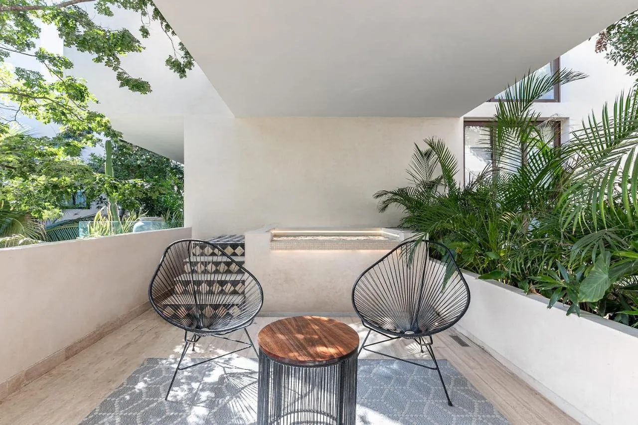 204 Hidden Gem Apartment In The Heart Of Tulum W/ Huge Private Terrace And Pool For 6 Pax Mexico